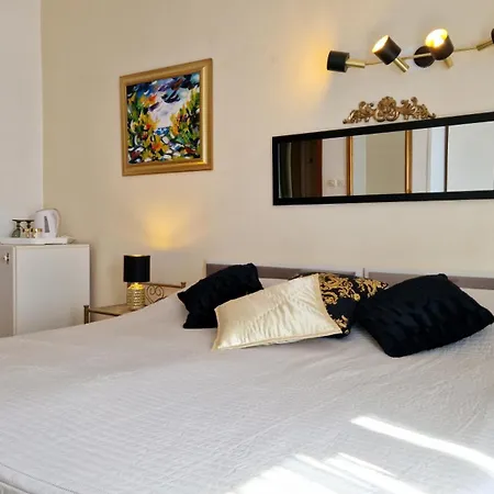 伊内斯艺术别墅酒店 招待所 扎达尔