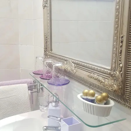 伊内斯艺术别墅酒店 3* 扎达尔