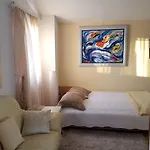 Casa de hóspedes Art Ines 3*