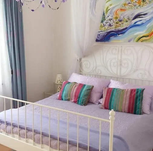 Guest house Art Ines 3*