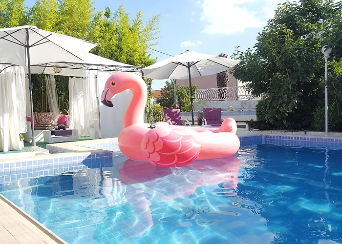 Gostinjska kuća Art Ines 3*