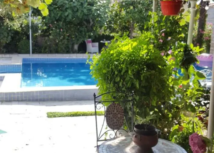 Art Ines Guest house